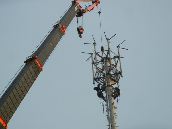 鋼管柱組立工事