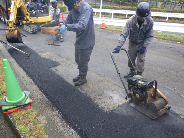 アスファルト工事
